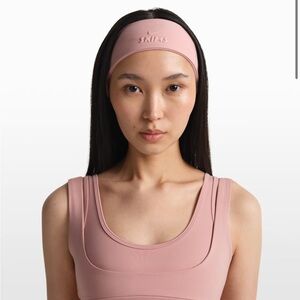 SKIMS X NIKE HIMALAYAN VALENTINES DAY HEADBAND